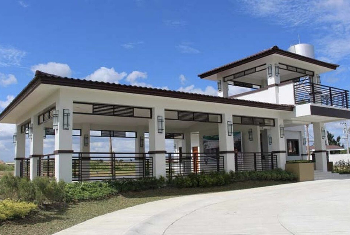 Horizon Residences Del Carmen San Fernando Entrance