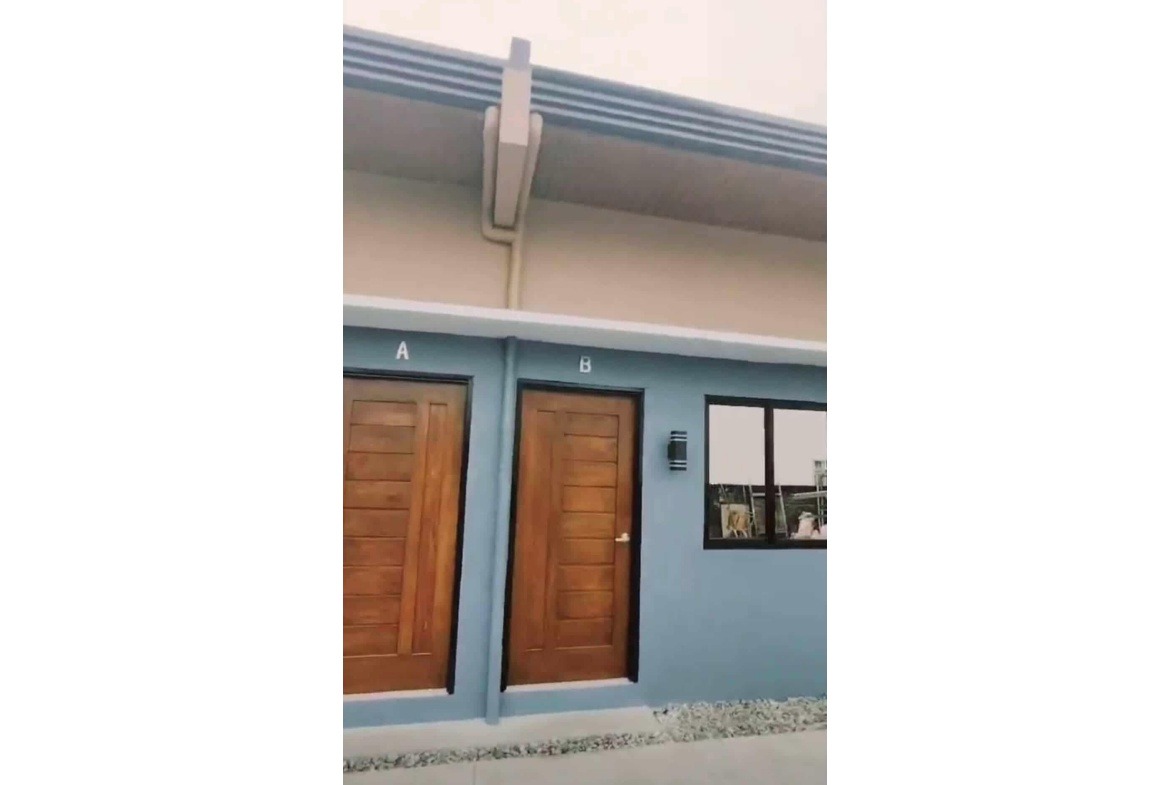6 Unit Apartment Mabalacat Door
