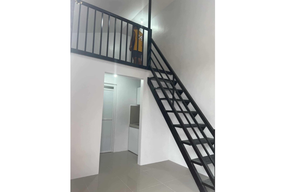 6 Unit Apartment Mabalacat Living Room