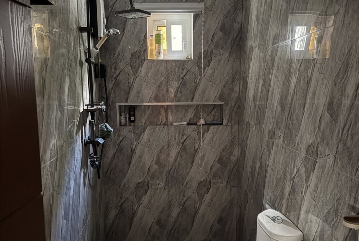 Modern 2 Story 4 Home Angeles City Shower